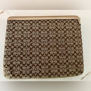 Coach IPad Sleeve - GUC